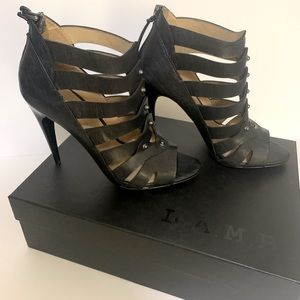 Beautiful Black L. A. M. B. Size 8 Shoes